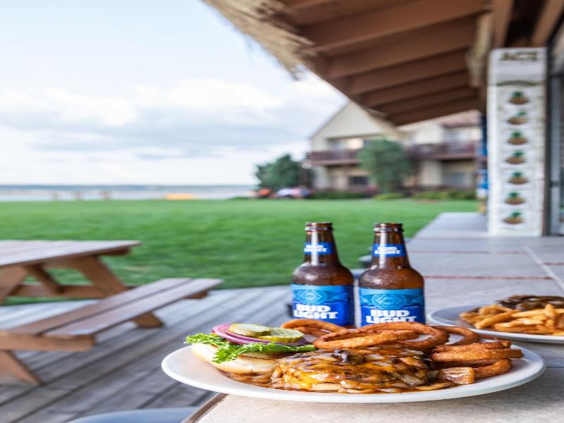 Cedar Shore Resort