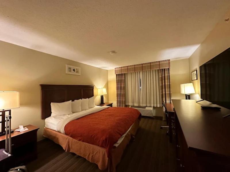 Country Inn & Suites by Radisson, Macedonia, OH image