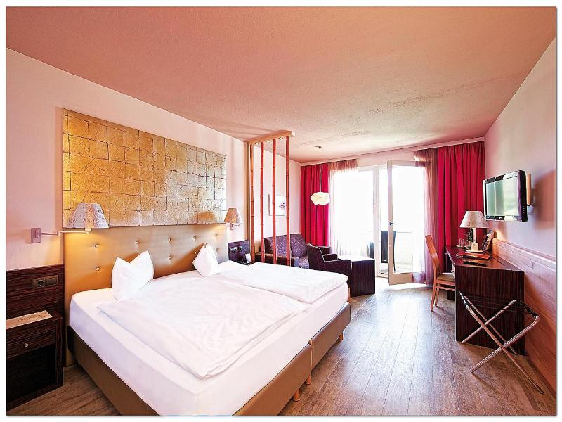 Wellness- und Geniesserhotel Karnerhof image