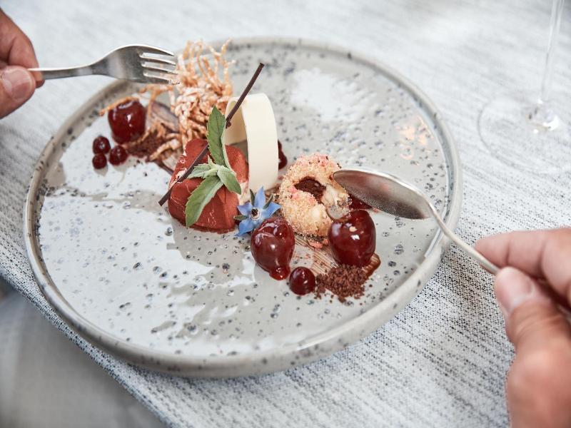 Wellness- und Geniesserhotel Karnerhof image