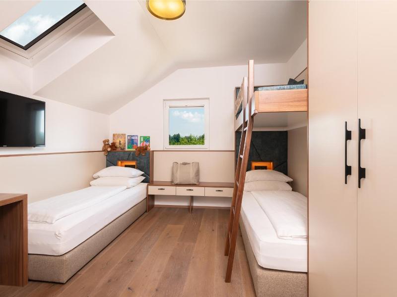 Wellness- und Geniesserhotel Karnerhof image