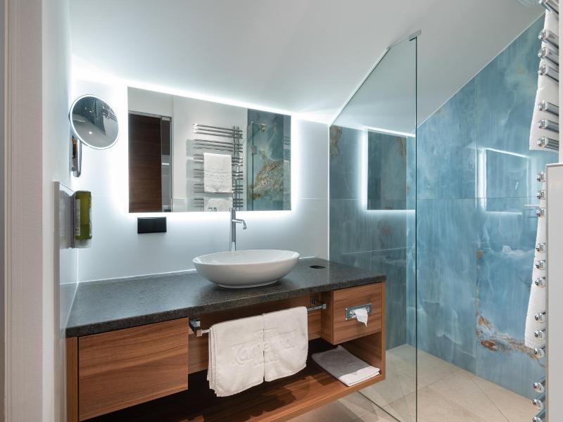 Wellness- und Geniesserhotel Karnerhof image