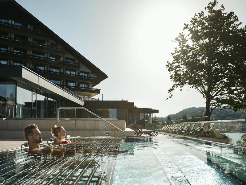 Wellness- und Geniesserhotel Karnerhof image
