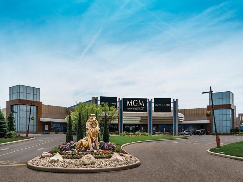 Aloft Beachwood image