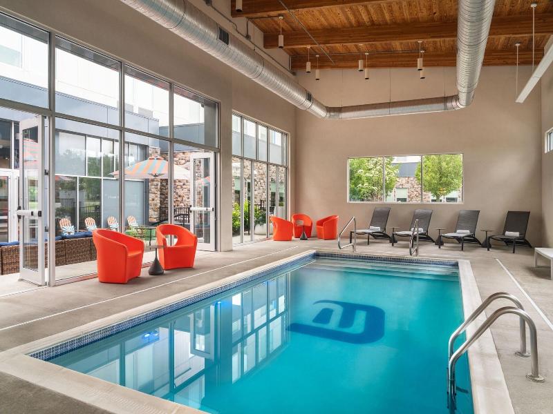 Aloft Beachwood image