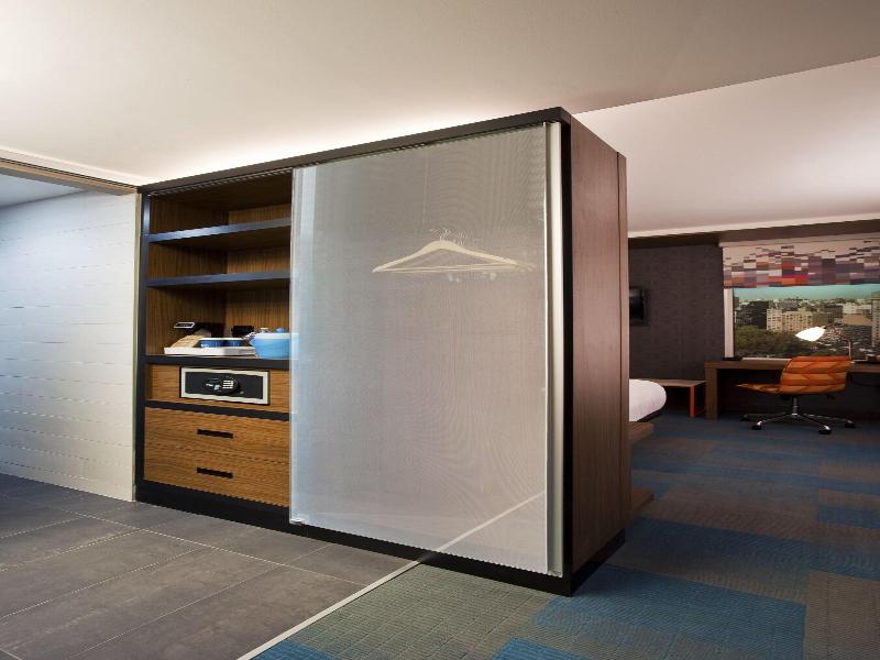 Aloft Beachwood image
