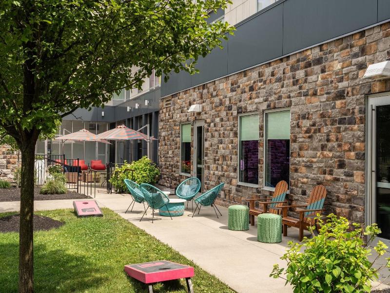 Aloft Beachwood image