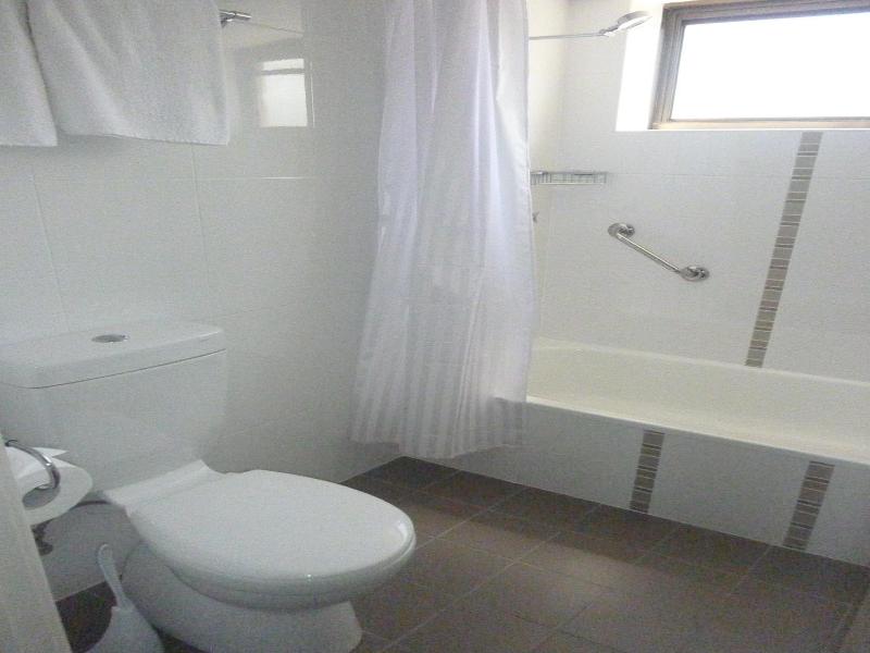 Coral Towers Holiday Suites image