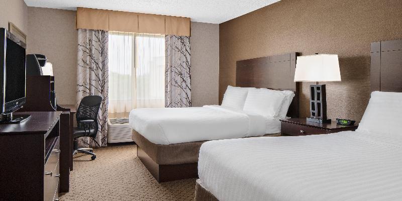 Holiday Inn Express Grove City (Outlet Center) photo 7