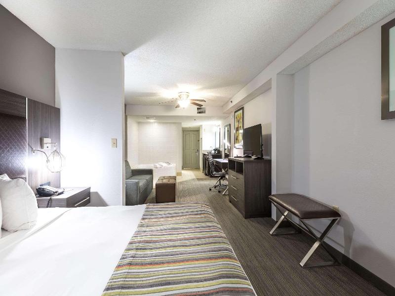 Country Inn & Suites by Radisson, Lake Norman Hunt image
