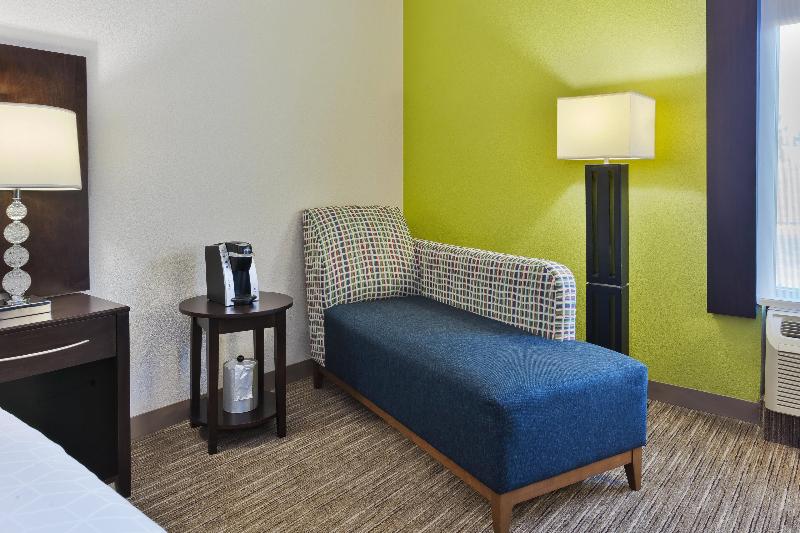 Holiday Inn Express Chillicothe image