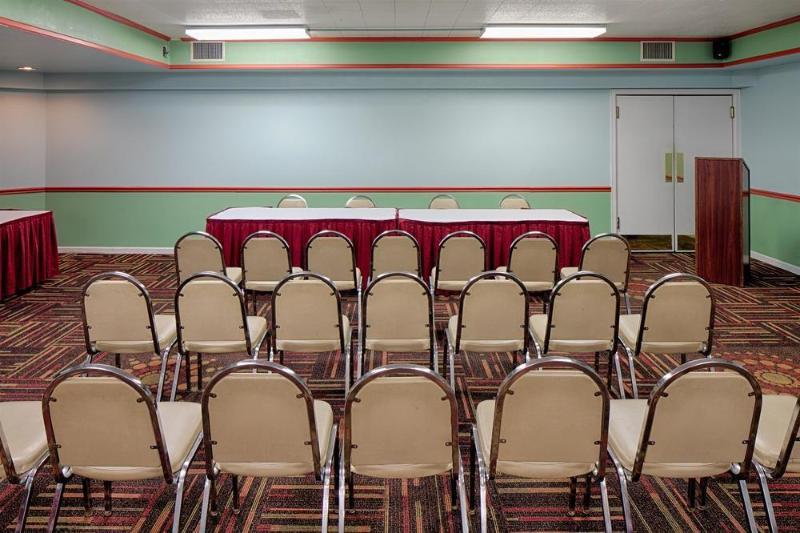 Four Points by Sheraton Chambersburg