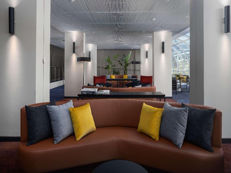 Rydges Canberra image