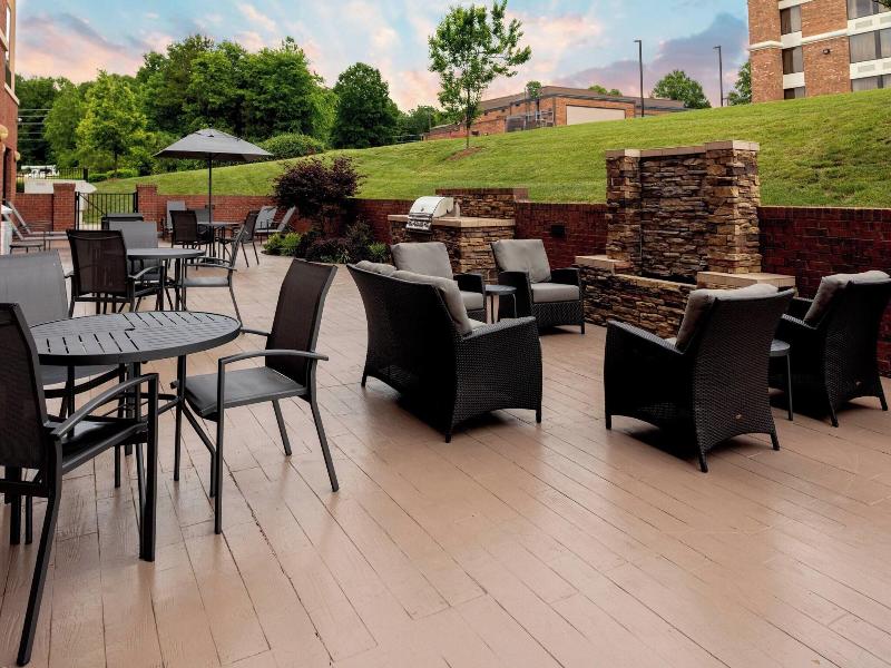 Fairfield Inn & Suites Charlotte Matthews image
