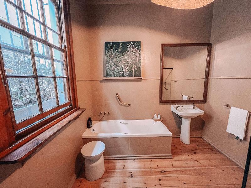 Sonnekus Guest House image