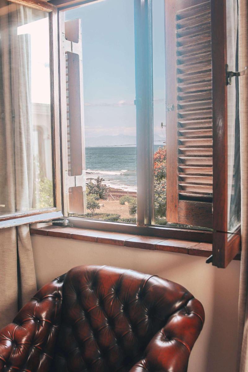 Sonnekus Guest House image