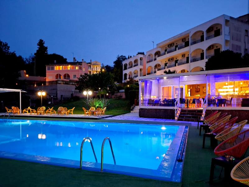 Margarita Apartments image