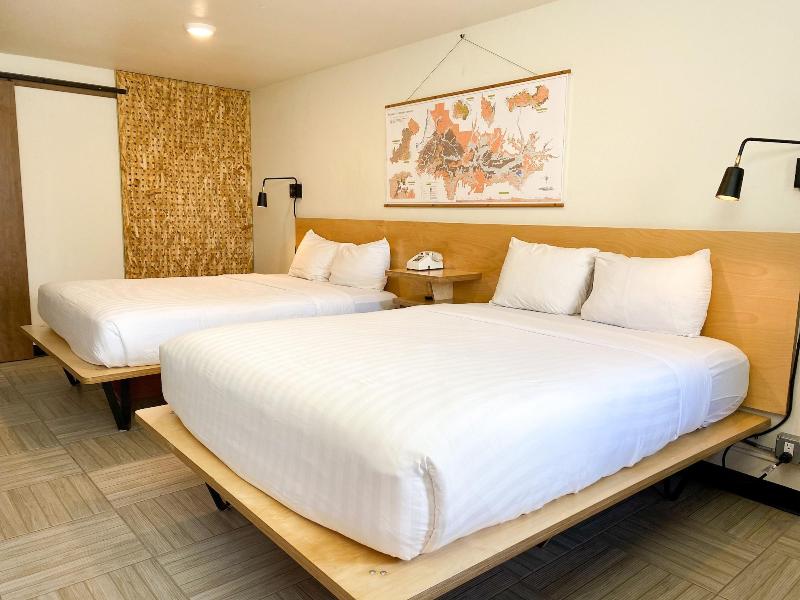 Towne House Motor Inn image