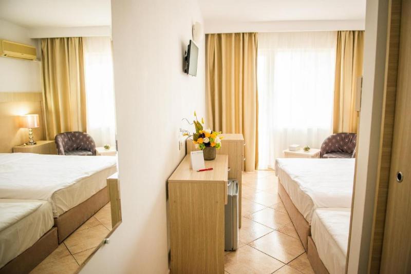 Majestic Mamaia 4
