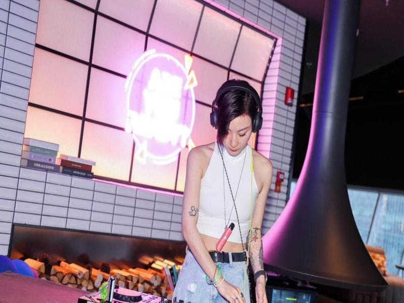 Moxy Chongqing
