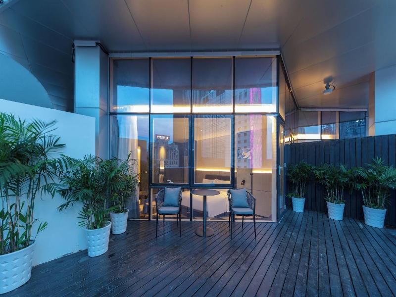 Moxy Chongqing