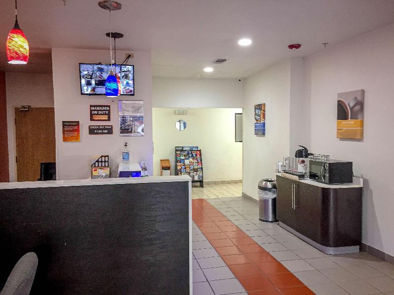 Motel 6 Woodway, Tx GA image