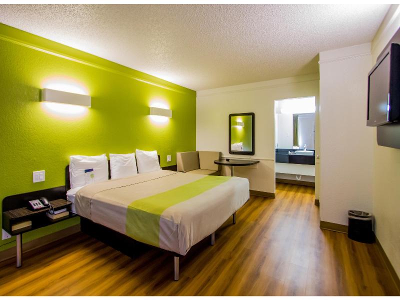 Motel 6 Woodway, Tx GA image