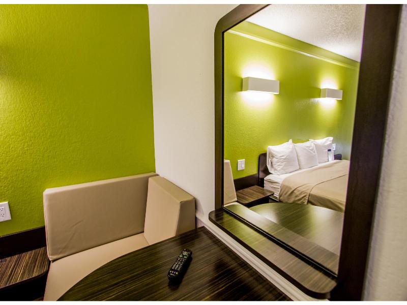 Motel 6 Woodway, Tx GA image