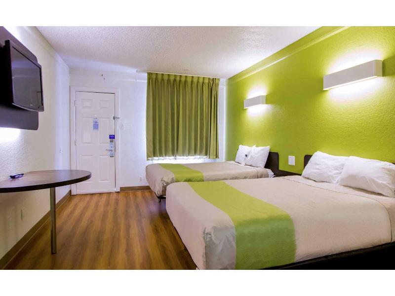 Motel 6 Woodway, Tx GA image