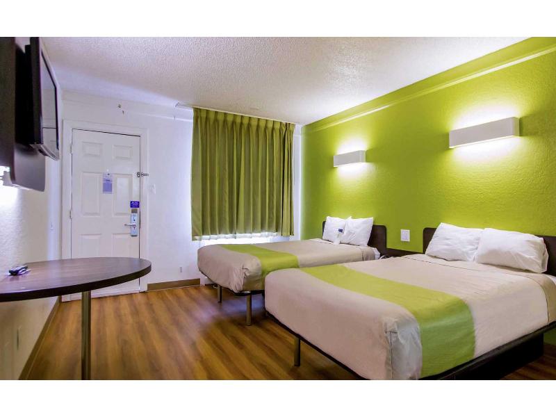 Motel 6 Woodway, Tx GA image
