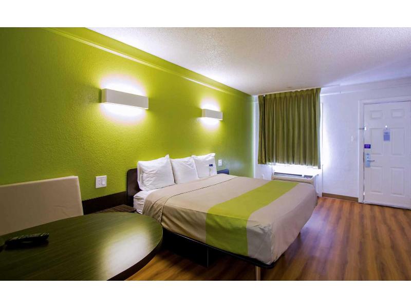 Motel 6 Woodway, Tx GA image