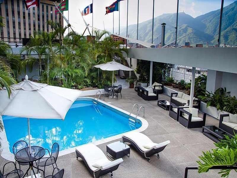 Paseo Las Mercedes Caracas image