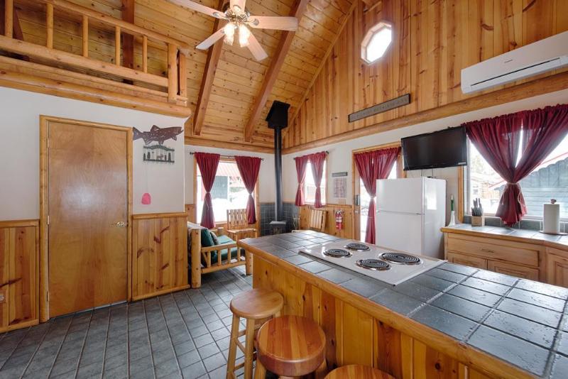 Brundage Bungalows image