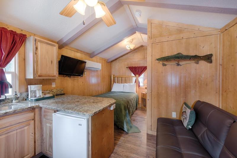Brundage Bungalows image