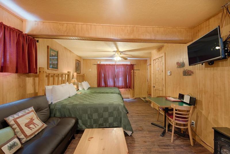 Brundage Bungalows image