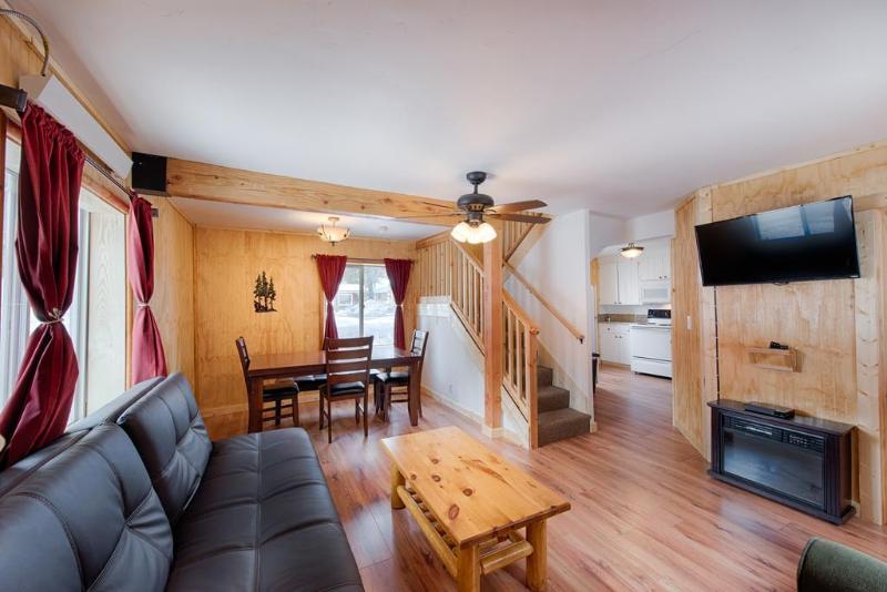 Brundage Bungalows image