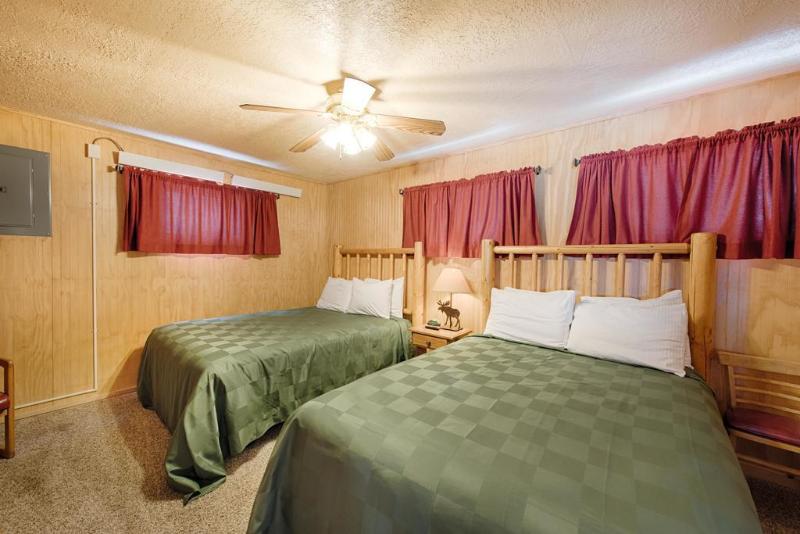 Brundage Bungalows image