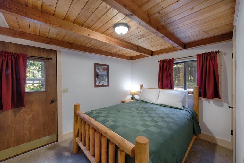 Brundage Bungalows image