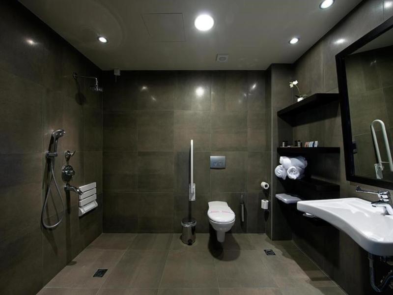 Ananti City Resort image