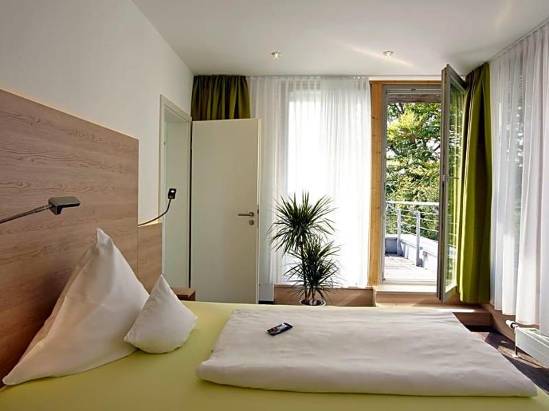Forsthaus Grüna image