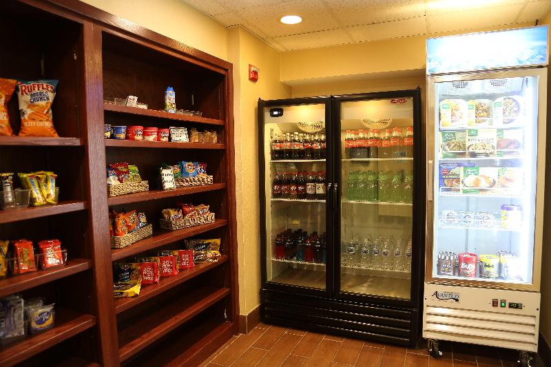 Holiday Inn Express & Suites Cleveland image