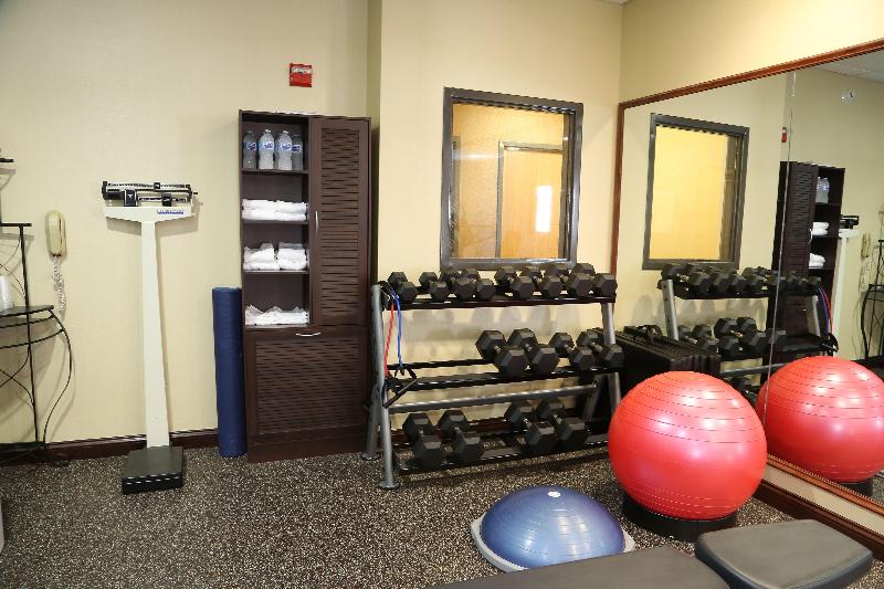 Holiday Inn Express & Suites Cleveland image