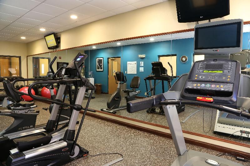 Holiday Inn Express & Suites Cleveland image