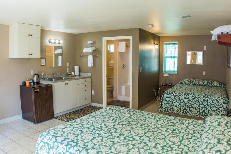 Riverwalk Inn GEN
