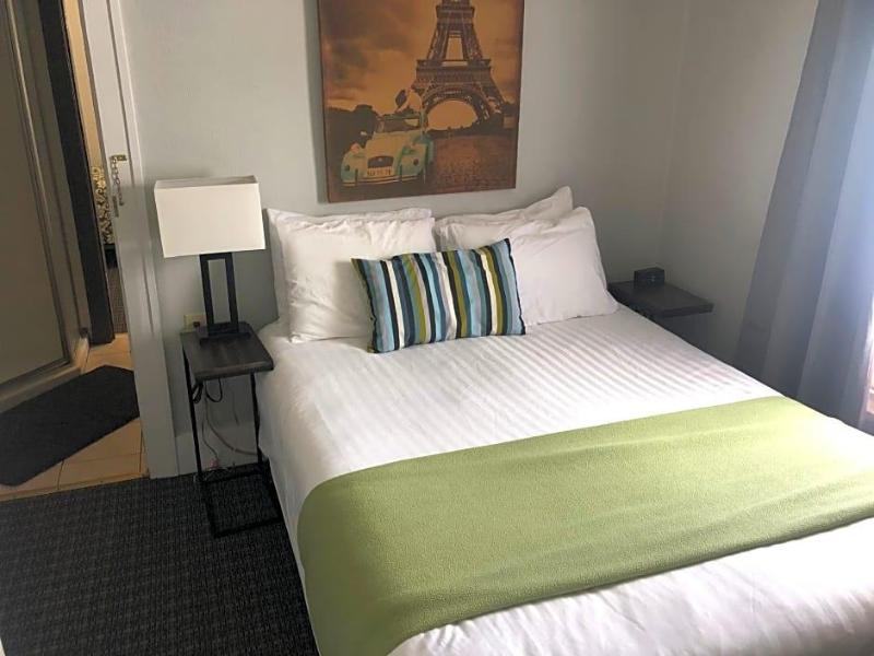 Riverwalk Inn image