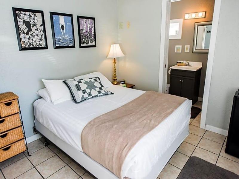 Riverwalk Inn image