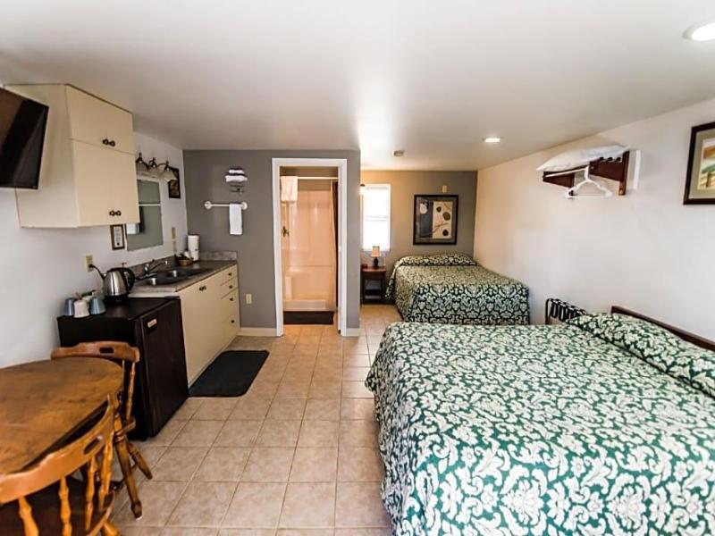 Riverwalk Inn image 6