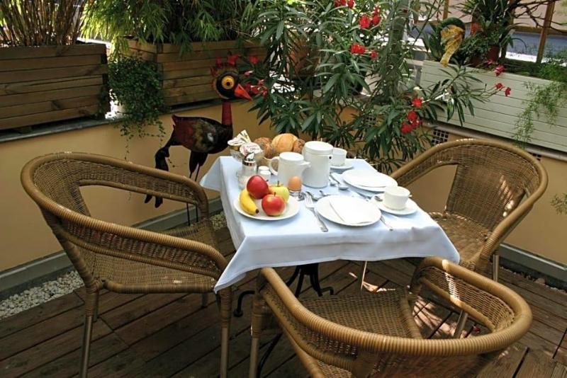 Hotel garni Löhndorf image
