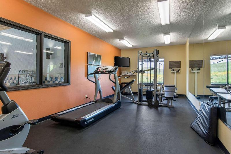 Comfort Inn & Suites Milford / Cooperstown image
