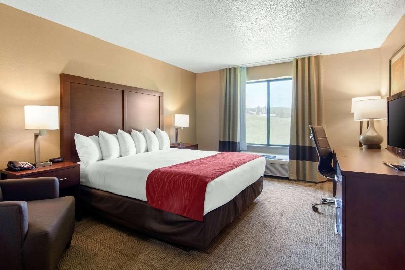 Comfort Inn & Suites Milford / Cooperstown image